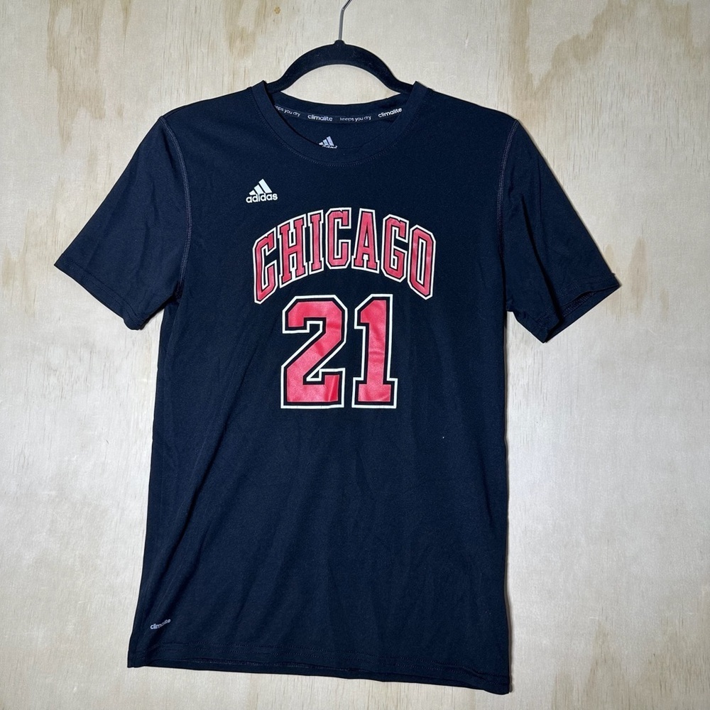 Adidas Chicago Bulls #21 Butler NBA Climalite T-Shirt Black Size‎ Large - Youth